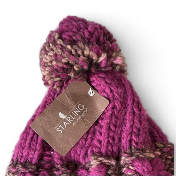 Starling Woman's Winter Hat Pom NEW! - Picture 4 of 4